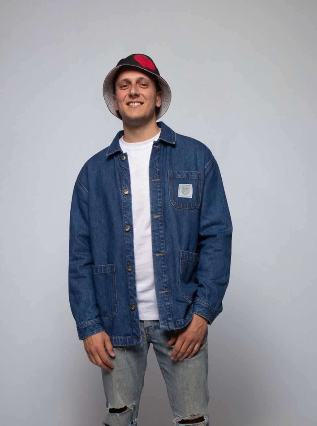 INTRECCI / GIACCA DENIM CON PATCH PICCOLA